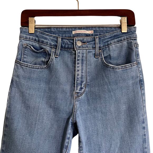 Levi’s 721 High Rise Skinny Jeans Women 30x30 Light Wash Frayed Hem Denim - Picture 3 of 7